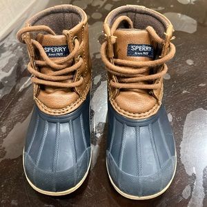 Sperry Port Boot - Toddler size 8
